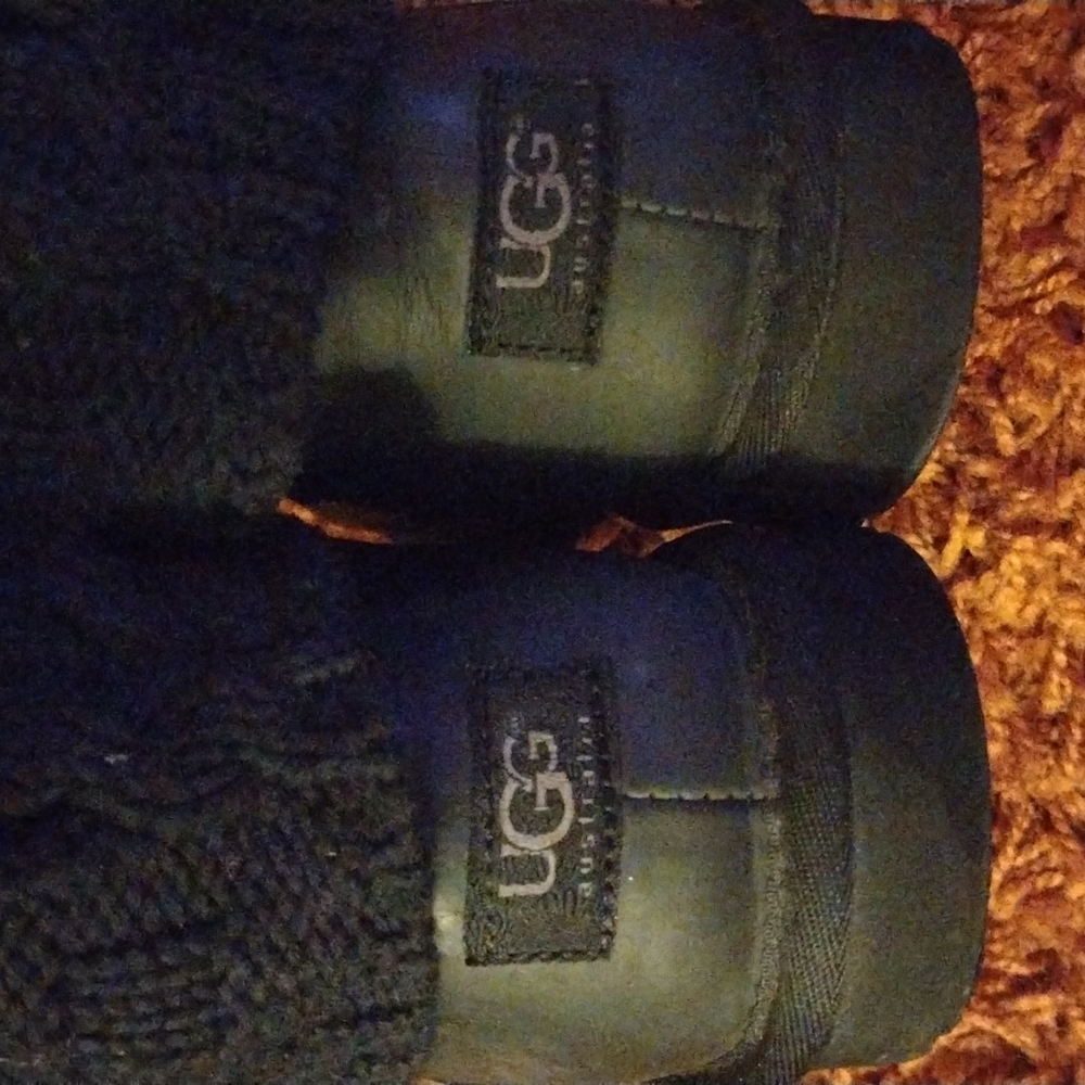 Ugg Boots - image 5